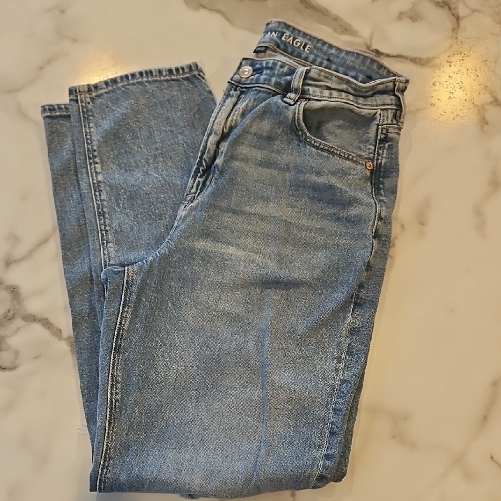 American Eagle Mom Jeans